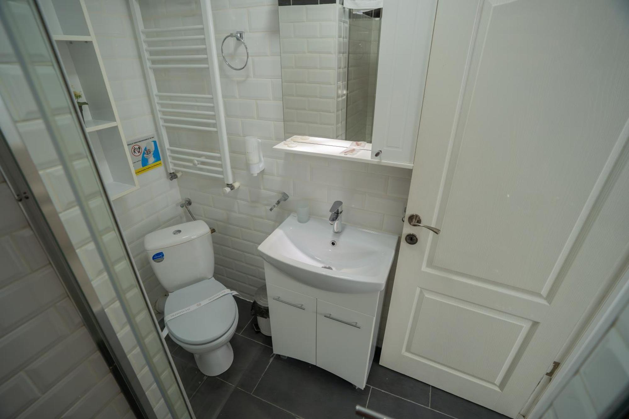 Modern Studio Park Carol Unirii - Lam1 Apartment Bukares Bagian luar foto